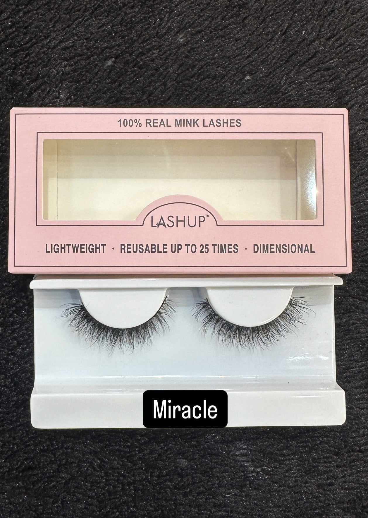 LASHUP EYELASHES