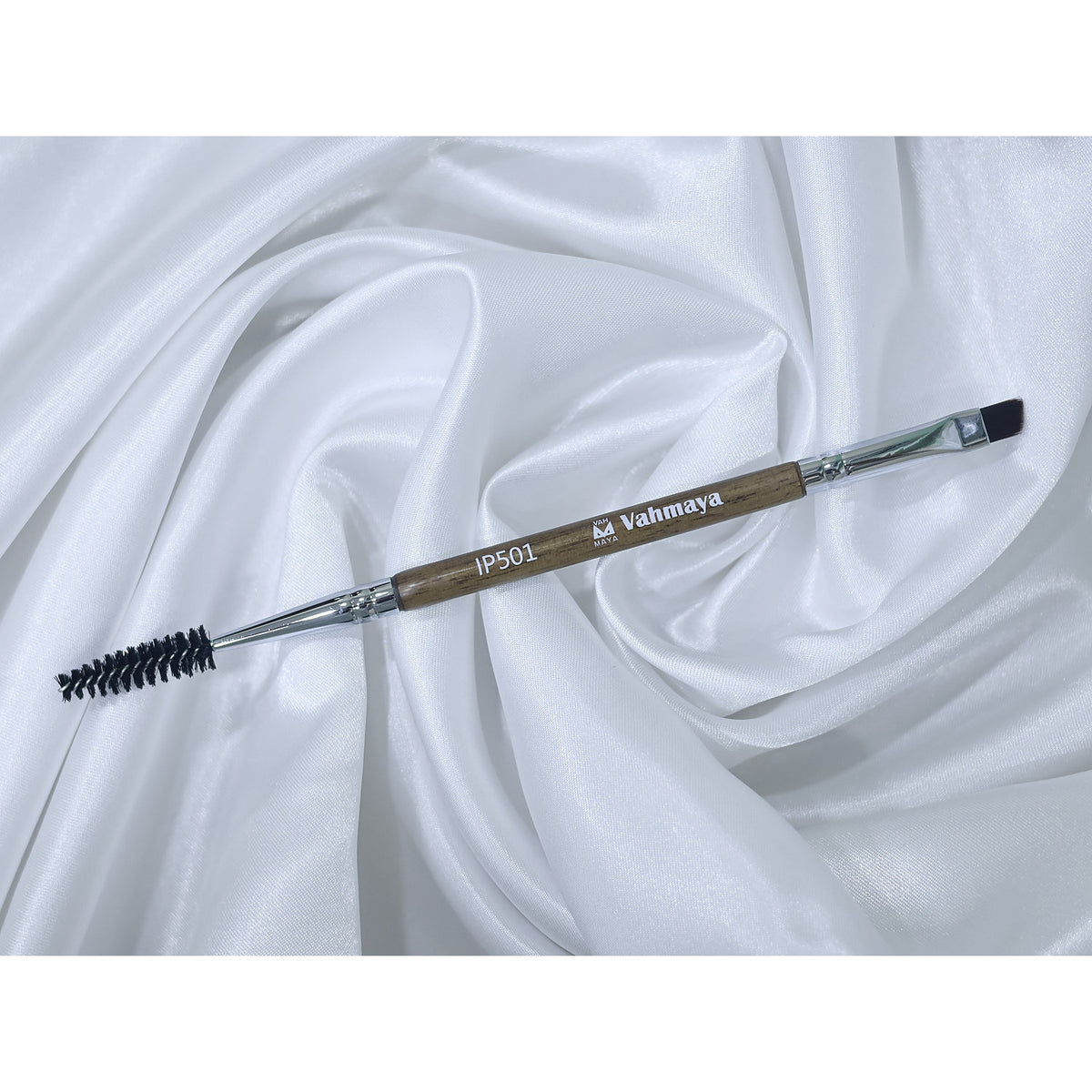 VAHMAYA EYE BRUSH IP501