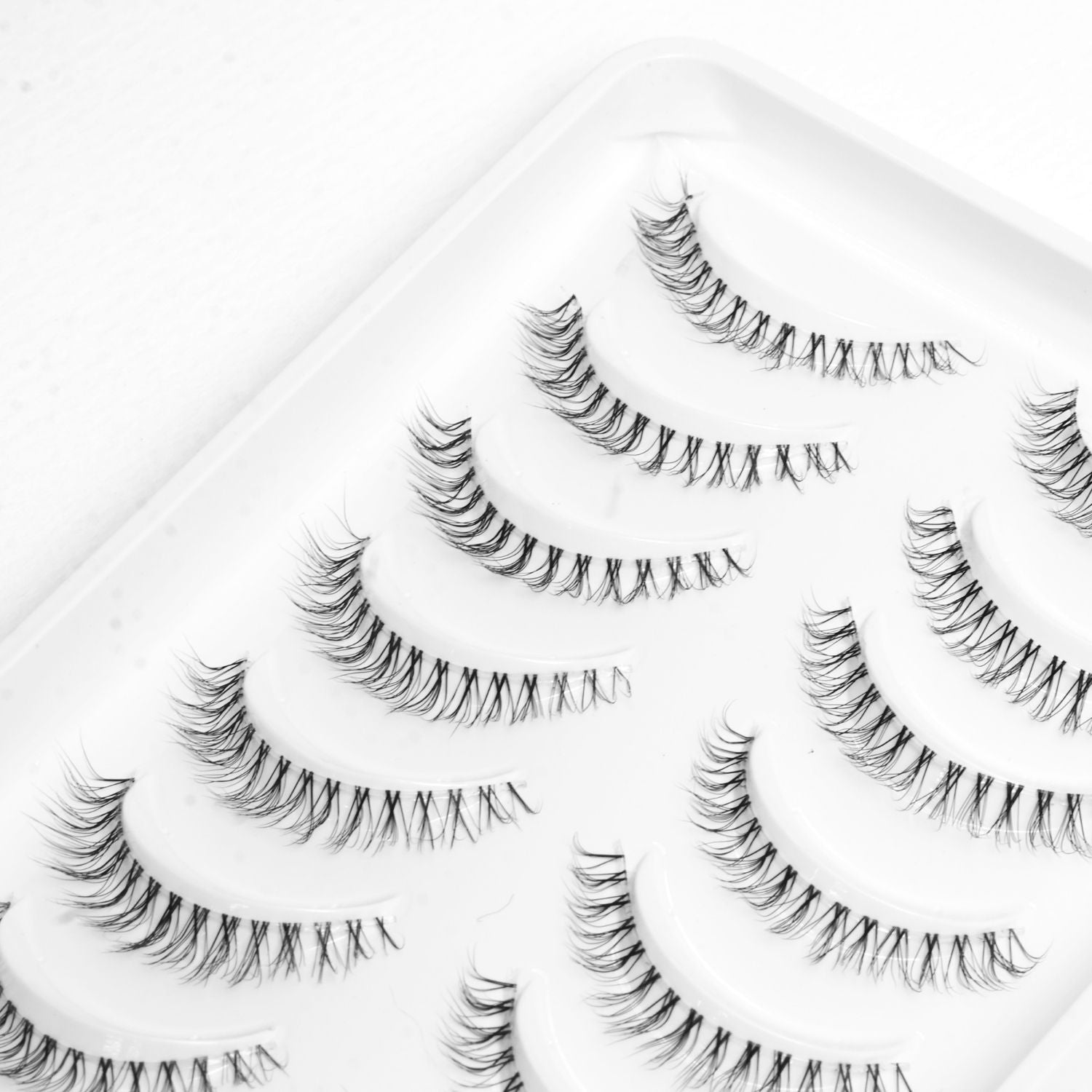 SNS 10 PAIRS LASHES PREMIUM (MIMIC MINK) MM-85