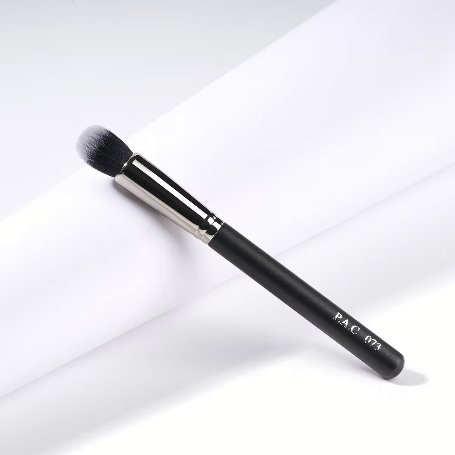 PAC Concealer Brush 073