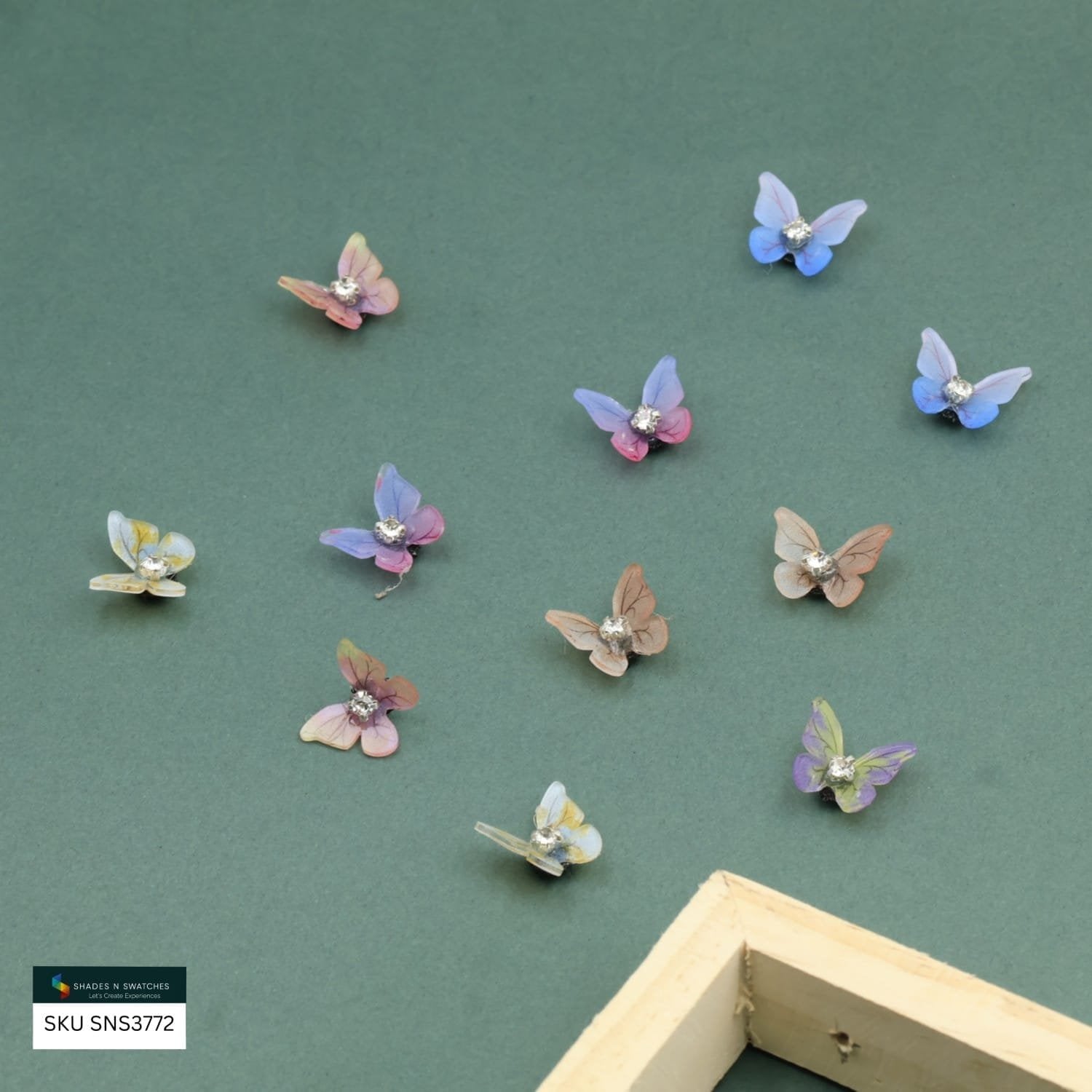 SE 297 COLOUR FULL MINI BUTTERFLIES
