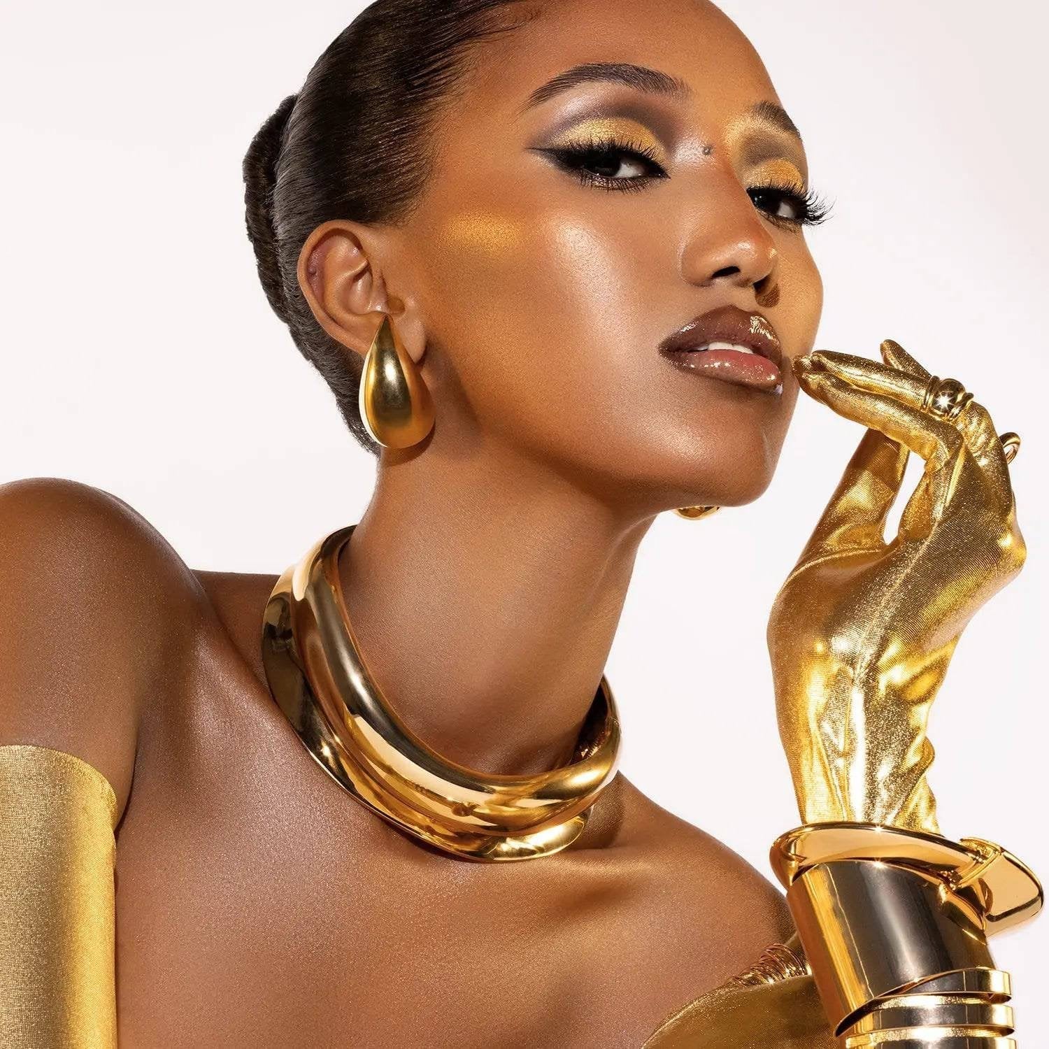 NATASHA DENONA GOLDEN PALETTE 18.9G