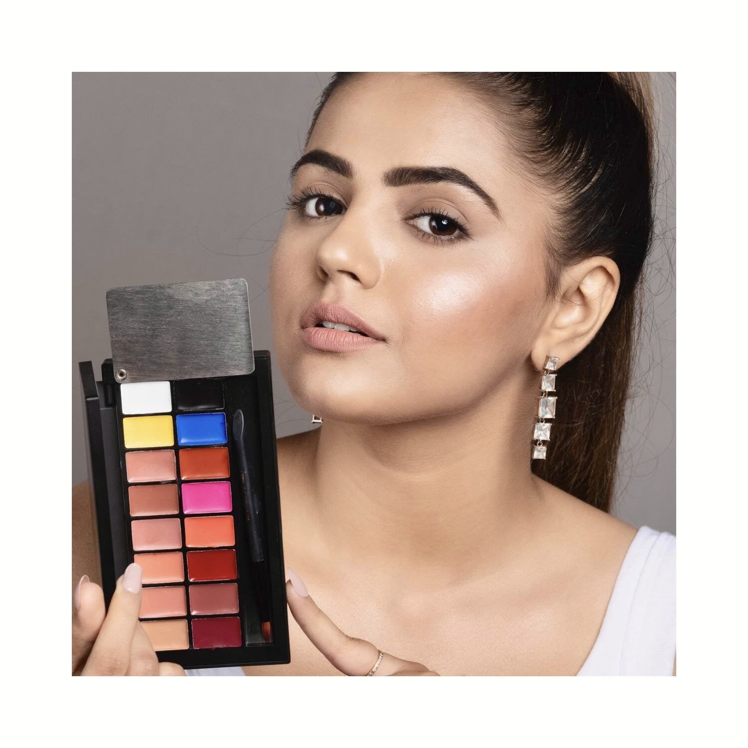 Europe Girl Lipstick Palette