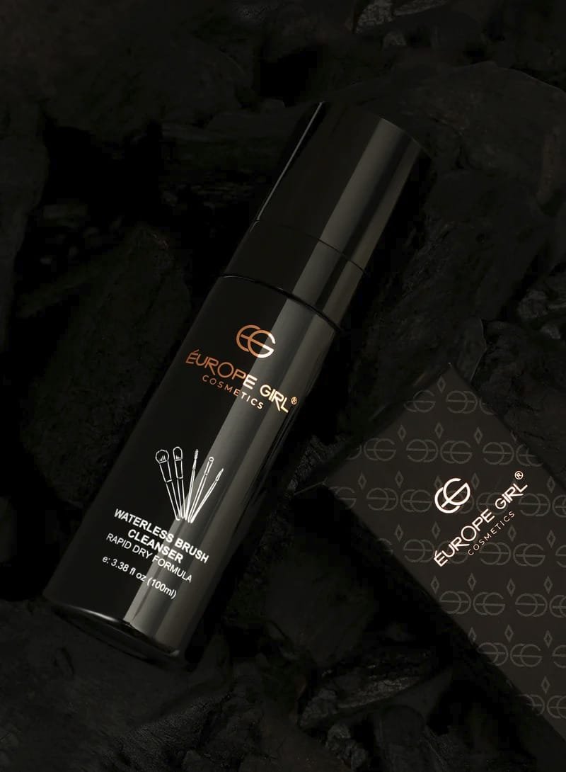 Europe Girl Brush Cleanser 100ML