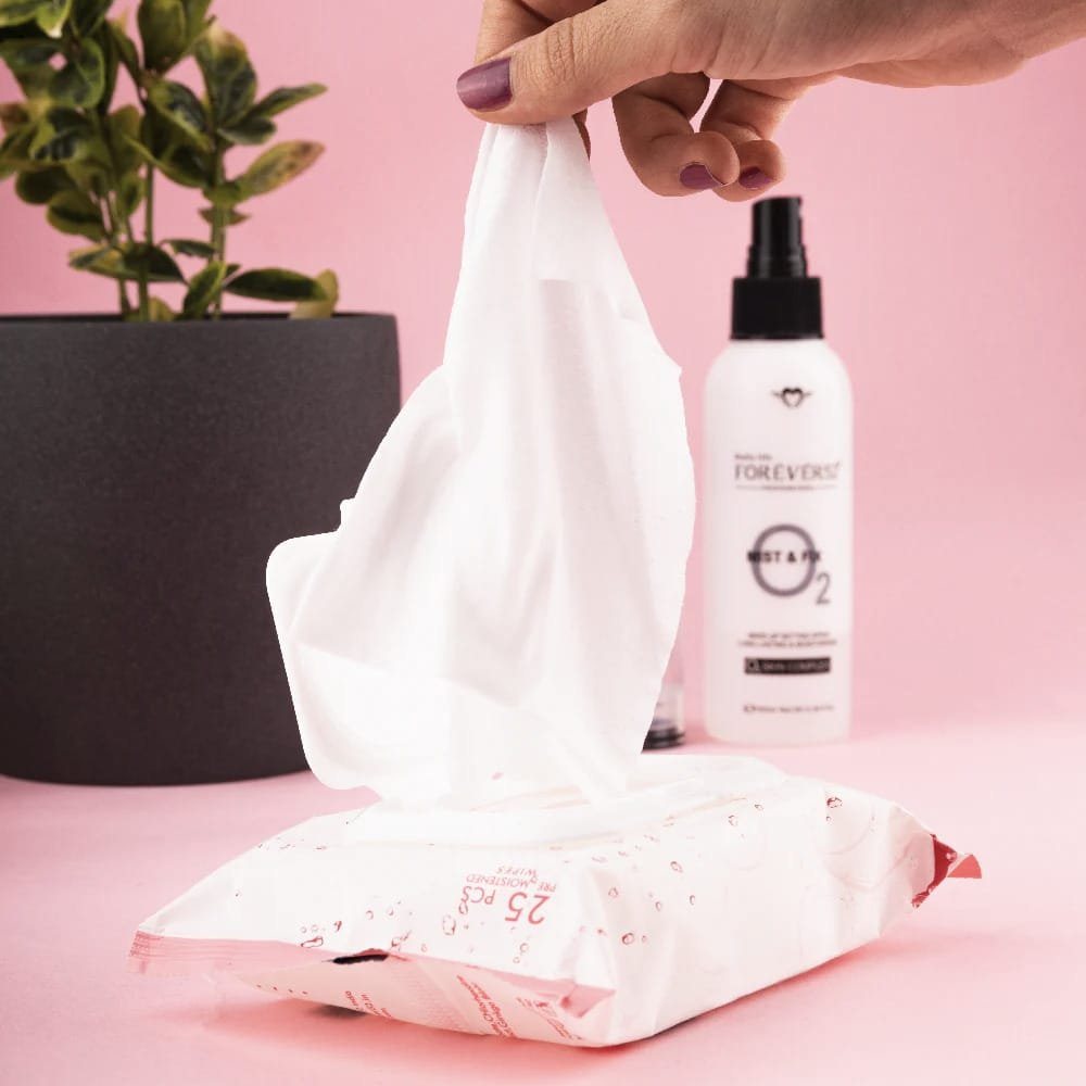 FOREVER 52 CLEANSING WIPES PACK OF 25PCS KWT001