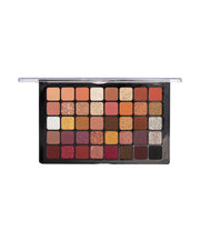 EUROPE GIRL 40 SHADE EYE SHADOW - NEUTRAL TONE