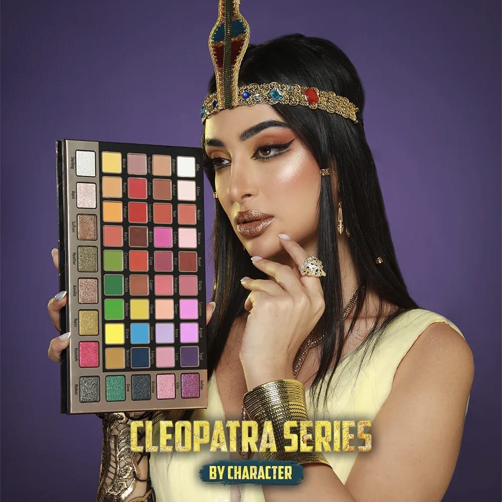 Character Royal 48 Color Eyeshadow Palette