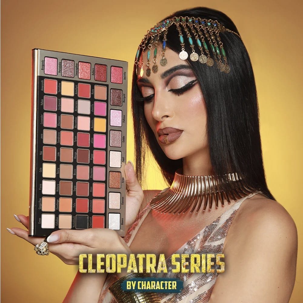 Character Unique 48 Color Eyeshadow Palette