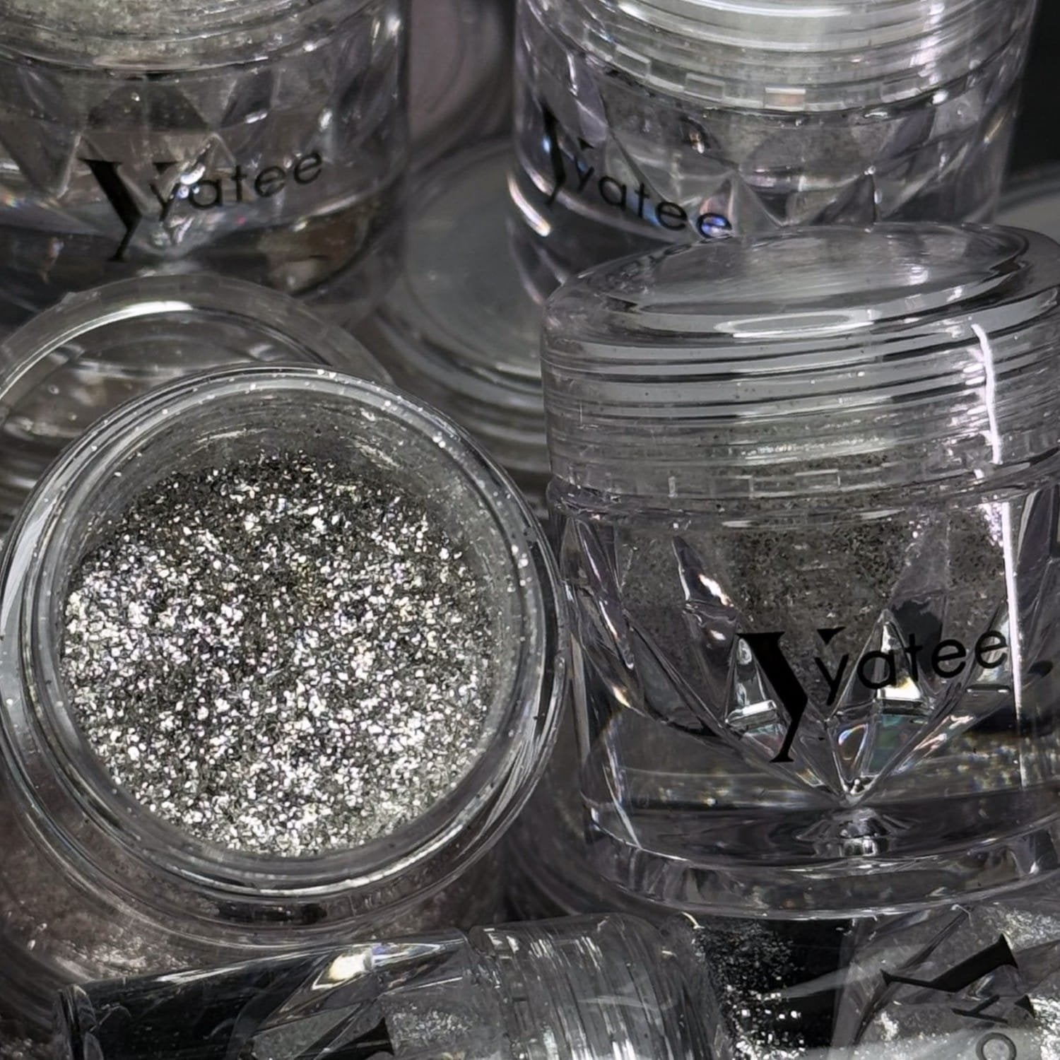 YATEE SHINE FORTH fine pigment 1.2gms