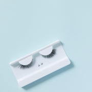 YATEE PREMIUM EYE LASHES SO LIT