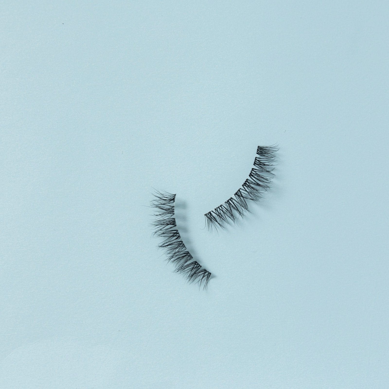 YATEE PREMIUM EYE LASHES  SO EXTRA