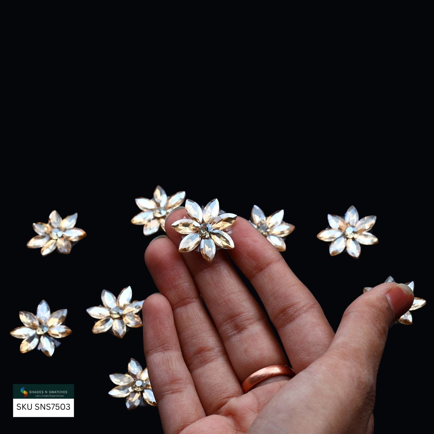 HAIR ACCESSORIES WELCROW STAR FOWERS 12 PCS
