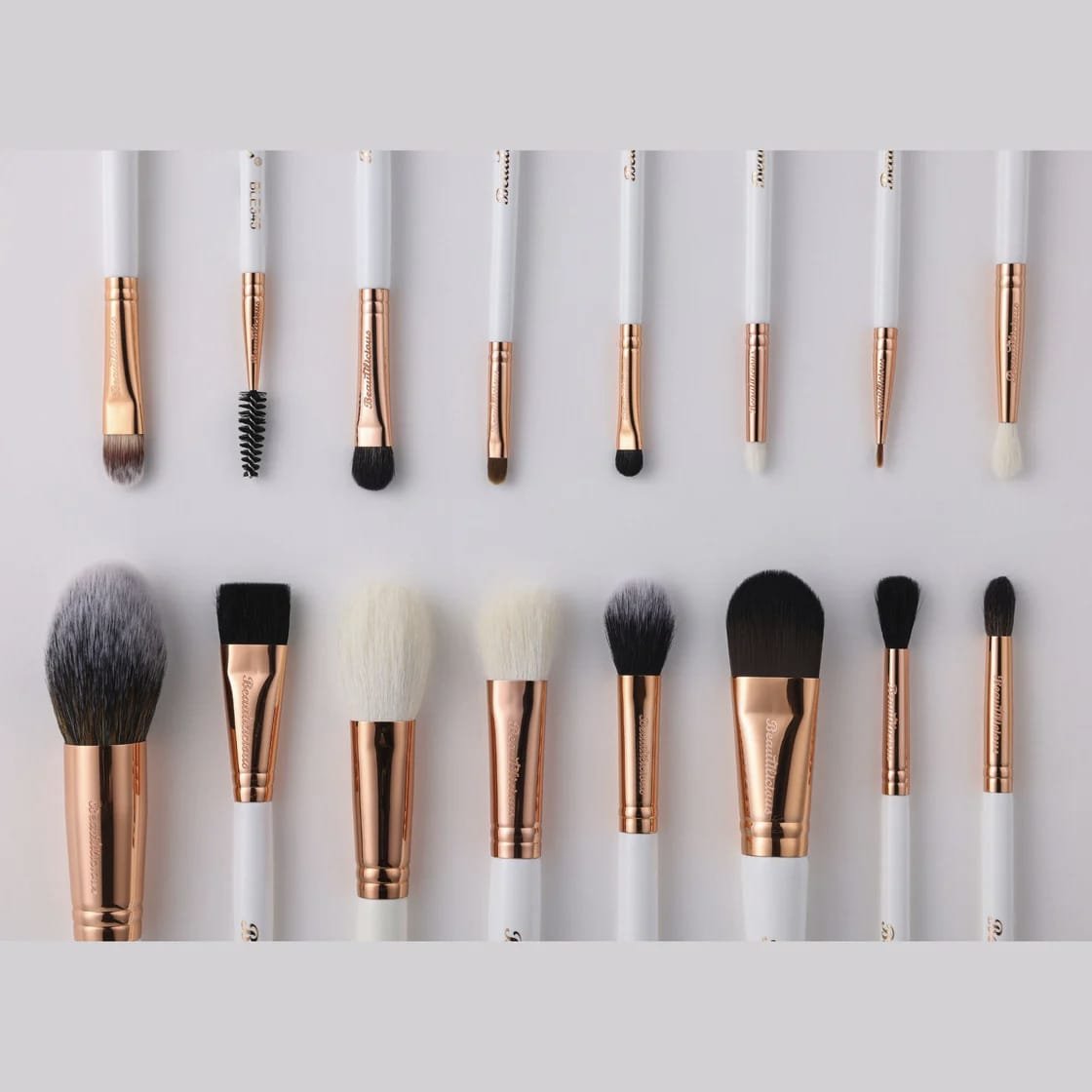 Beautilicious 16 Piece Makeup Set Essential Brush Kit