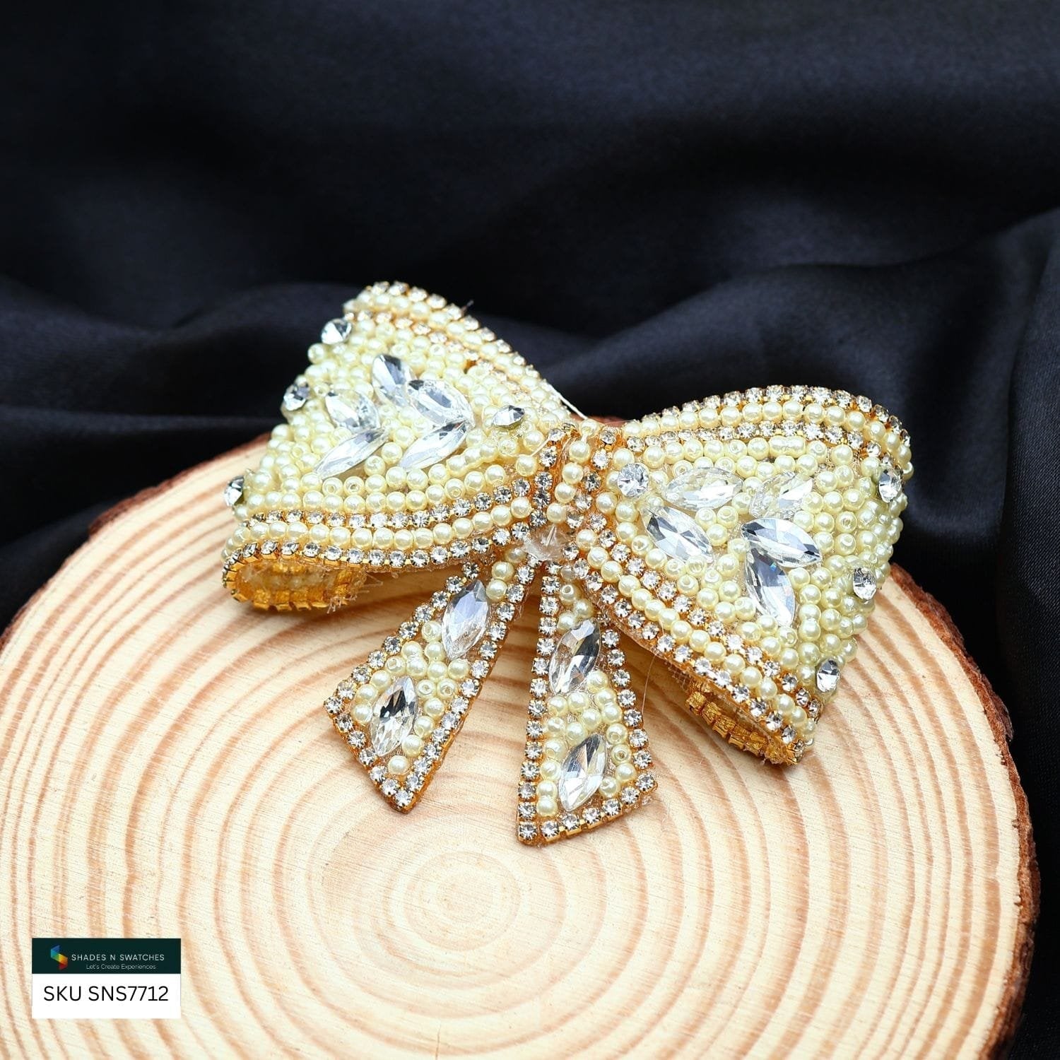 SMALL CRYSTAL BOW CINDRELLA