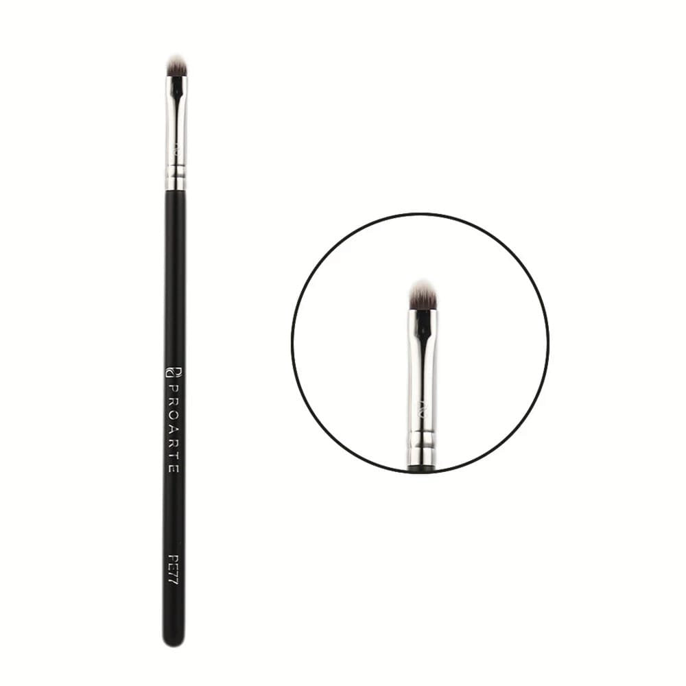 PROARTE Flat detailing brush   pe77