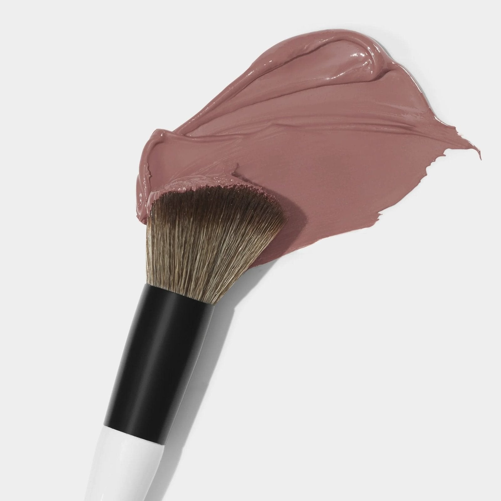 MAKEUP BY MARIO BRUSH F1