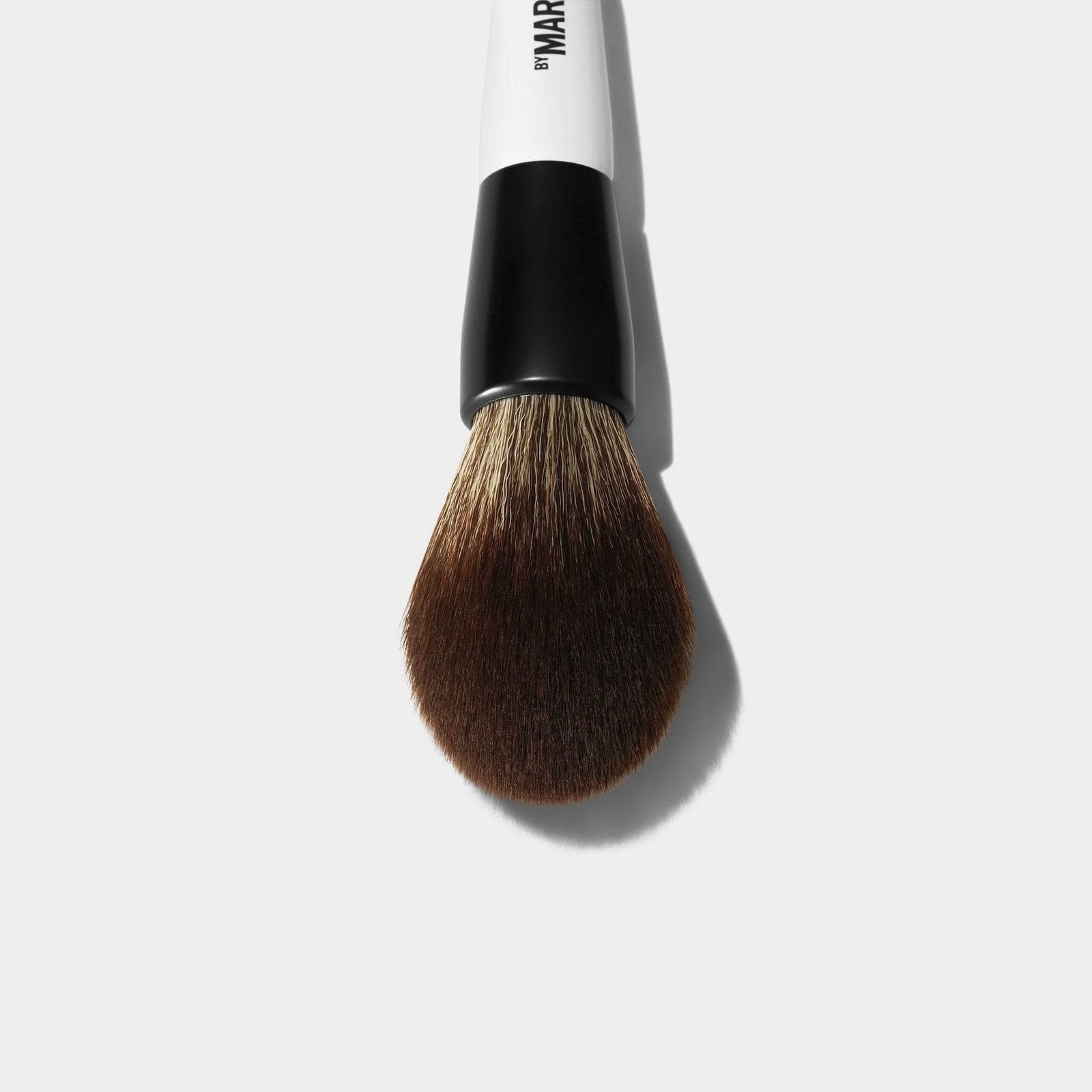 MAKEUP BY MARIO BRUSH F2