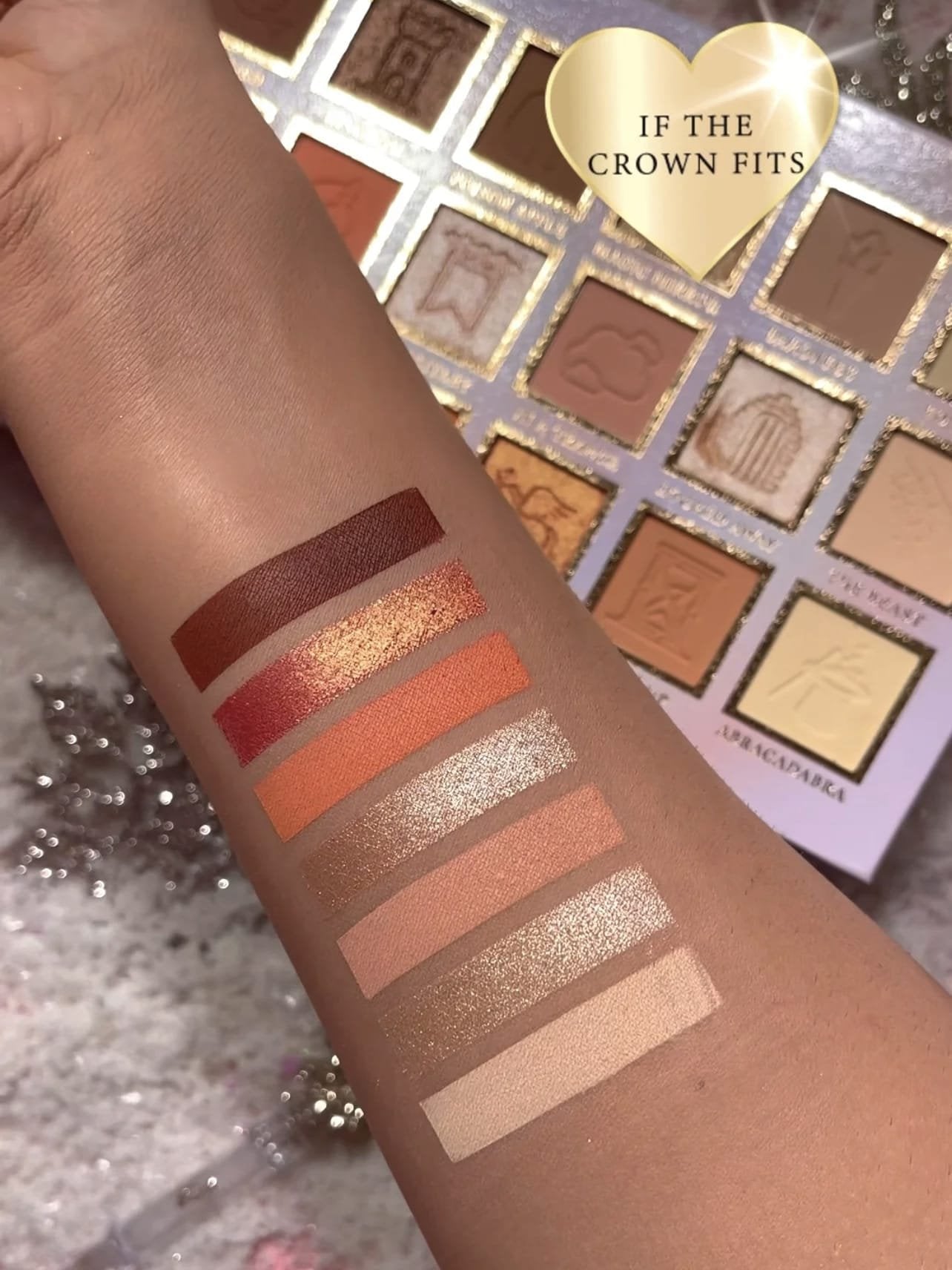 PLOUISE IF THE CROWN FITS pressed pigment palette 58.8 g