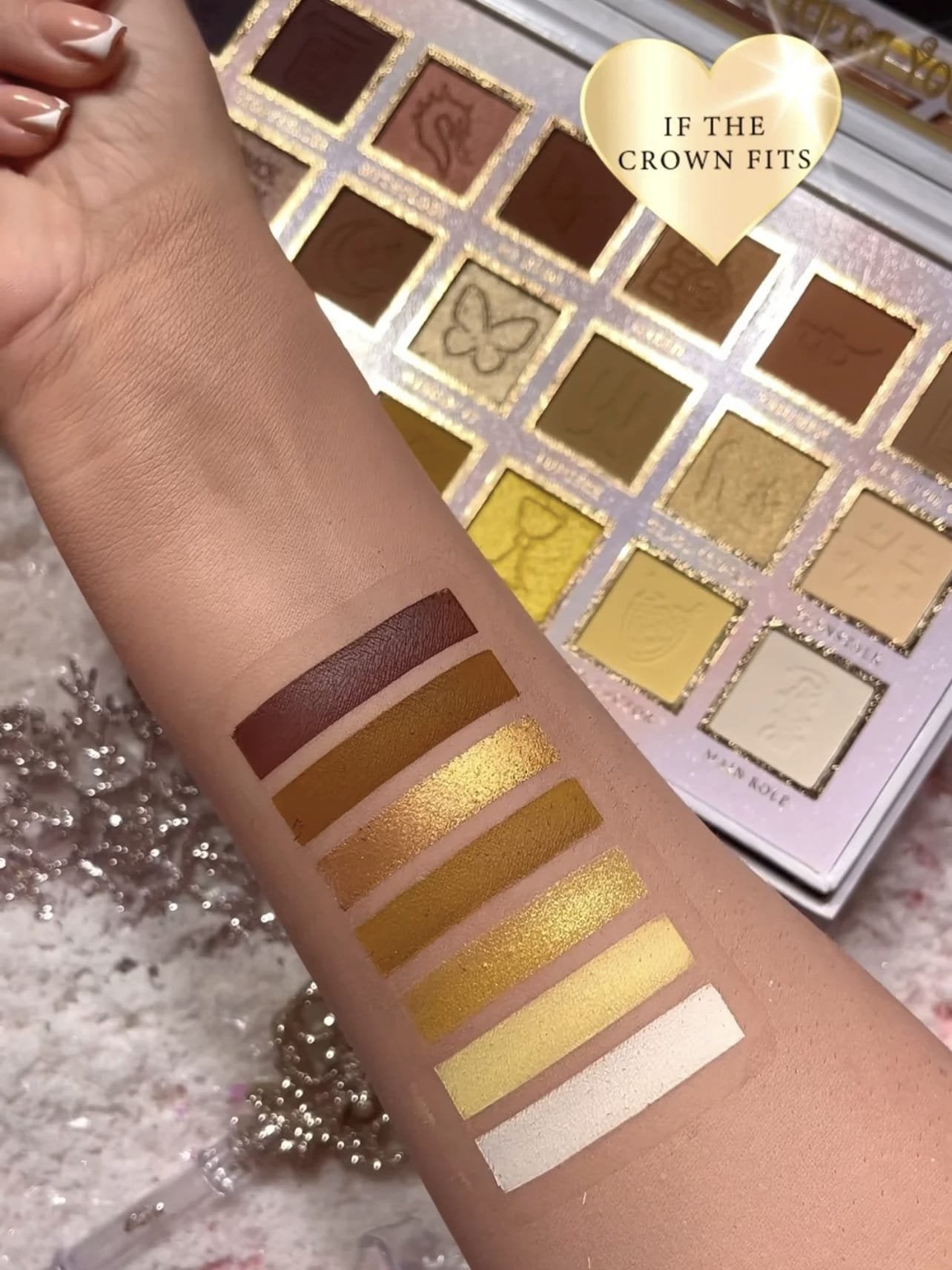 PLOUISE IF THE CROWN FITS pressed pigment palette 58.8 g