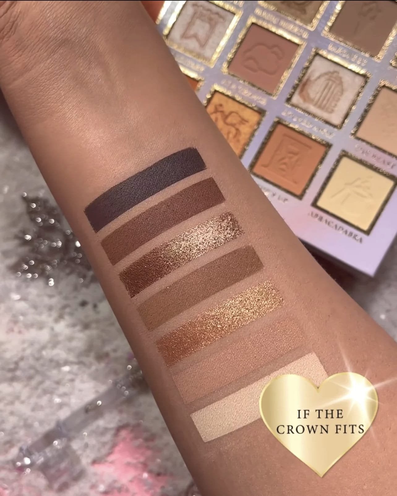 PLOUISE IF THE CROWN FITS pressed pigment palette 58.8 g