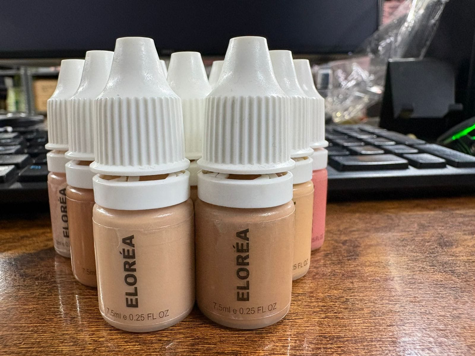 IWATA MISTAIR SILICON BASED 9PC FOUNDATION SET 7.5ML