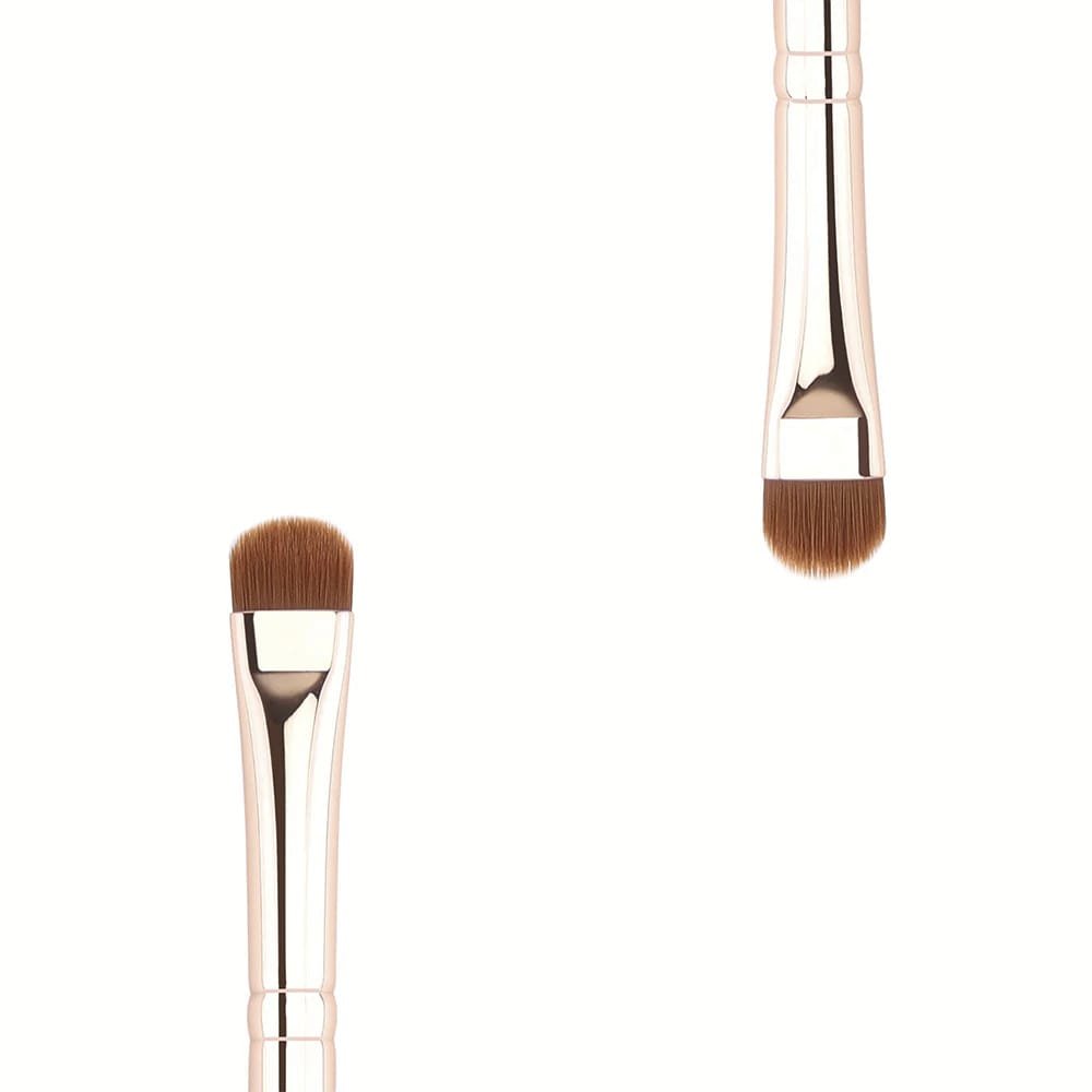 MAKEZMIA MAKEUP BRUSH ME 210 CUTCRAF CUT CREASE BRUSH