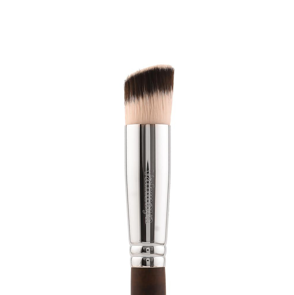 VAHMAYA ANGULAR FOUNDATION BRUSH IP012