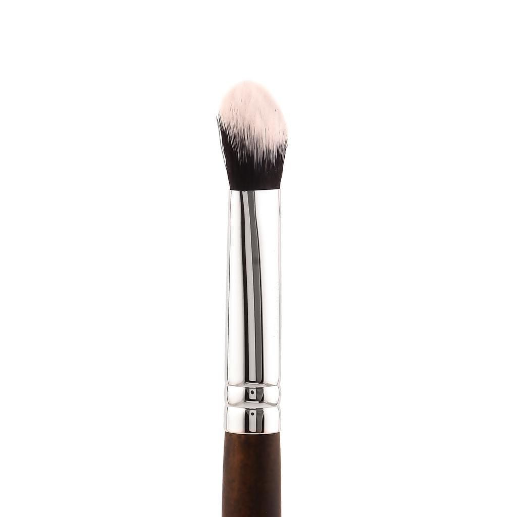 VAHMAYA CONCEALER BRUSH IP054