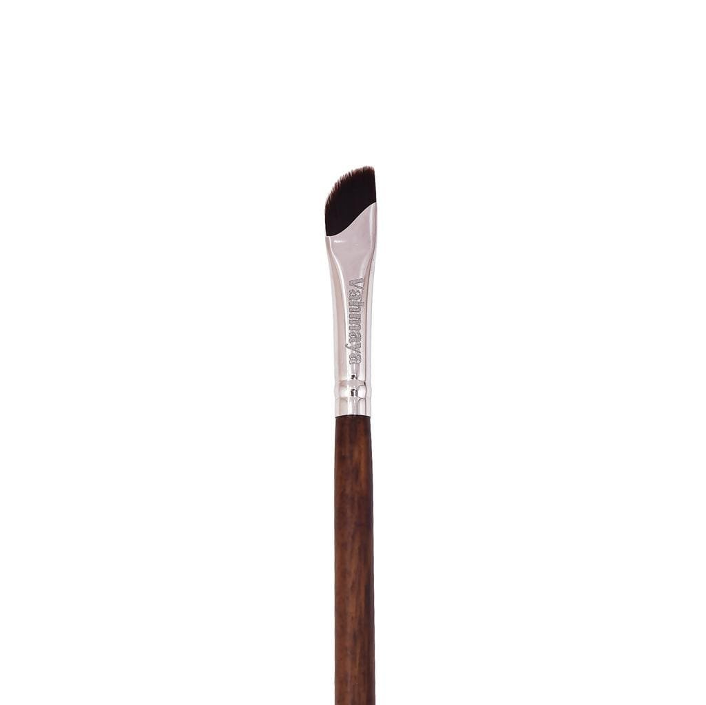 VAHMAYA CUT C REASE BRUSH IP086