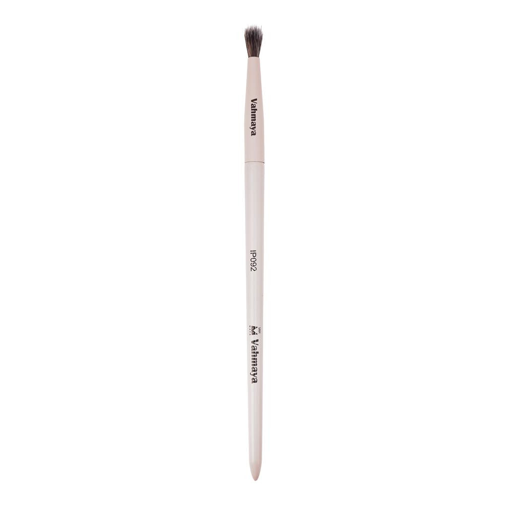 VAHMAYA EYE BLENDING BRUSH IP092