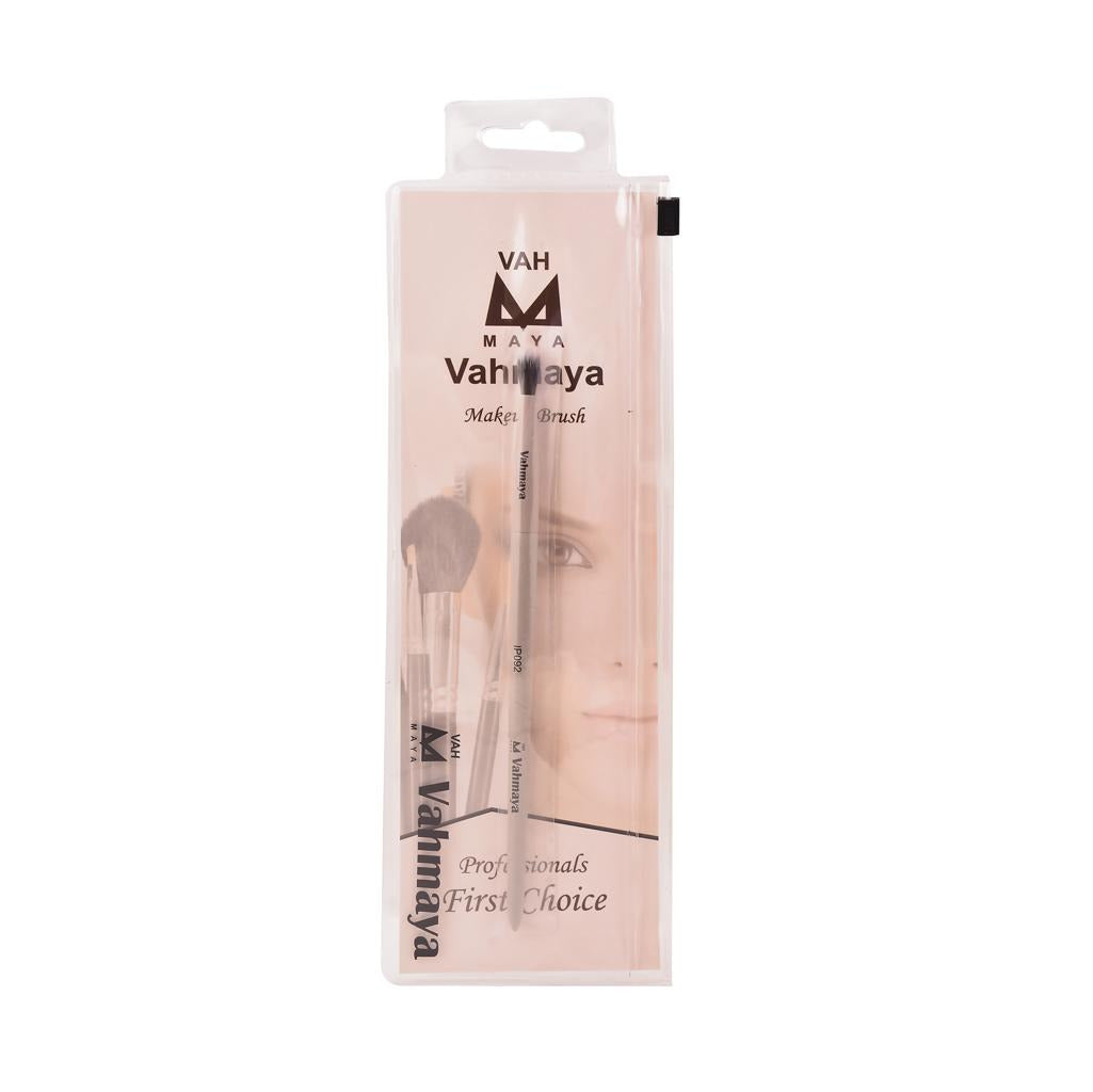 VAHMAYA EYE BLENDING BRUSH IP092