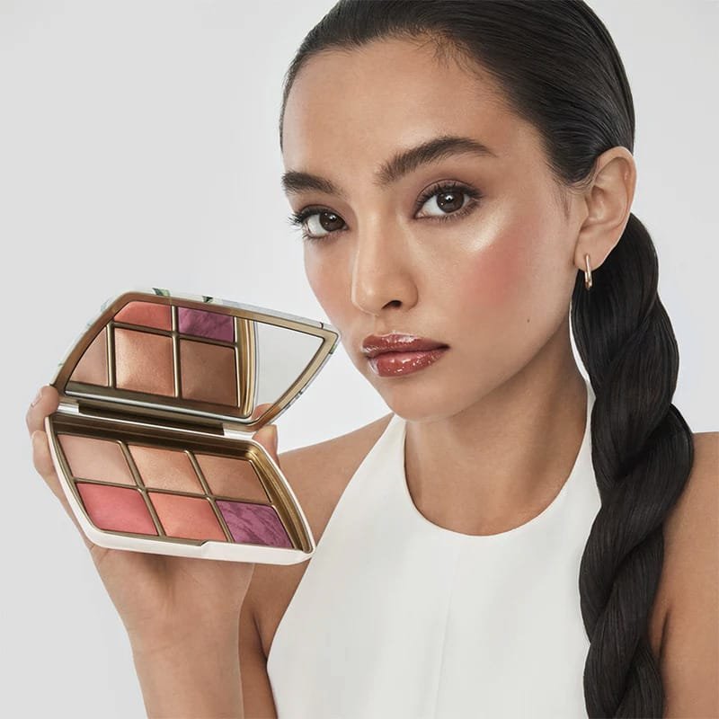 HOURGLASS AMBIENT LIGHTENING EDIT UNLOCKED -SWAN 1.4*6G