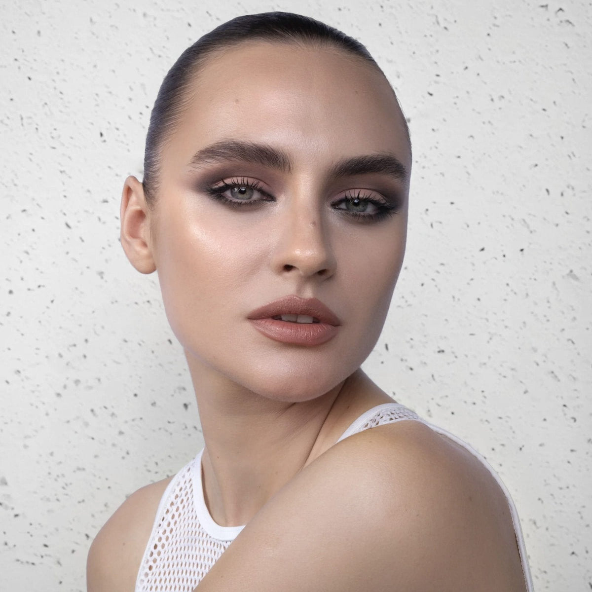 NATASHA DENONA EYE SCULPT TEXTURE & TONE PALETTE - SOFT - 19G