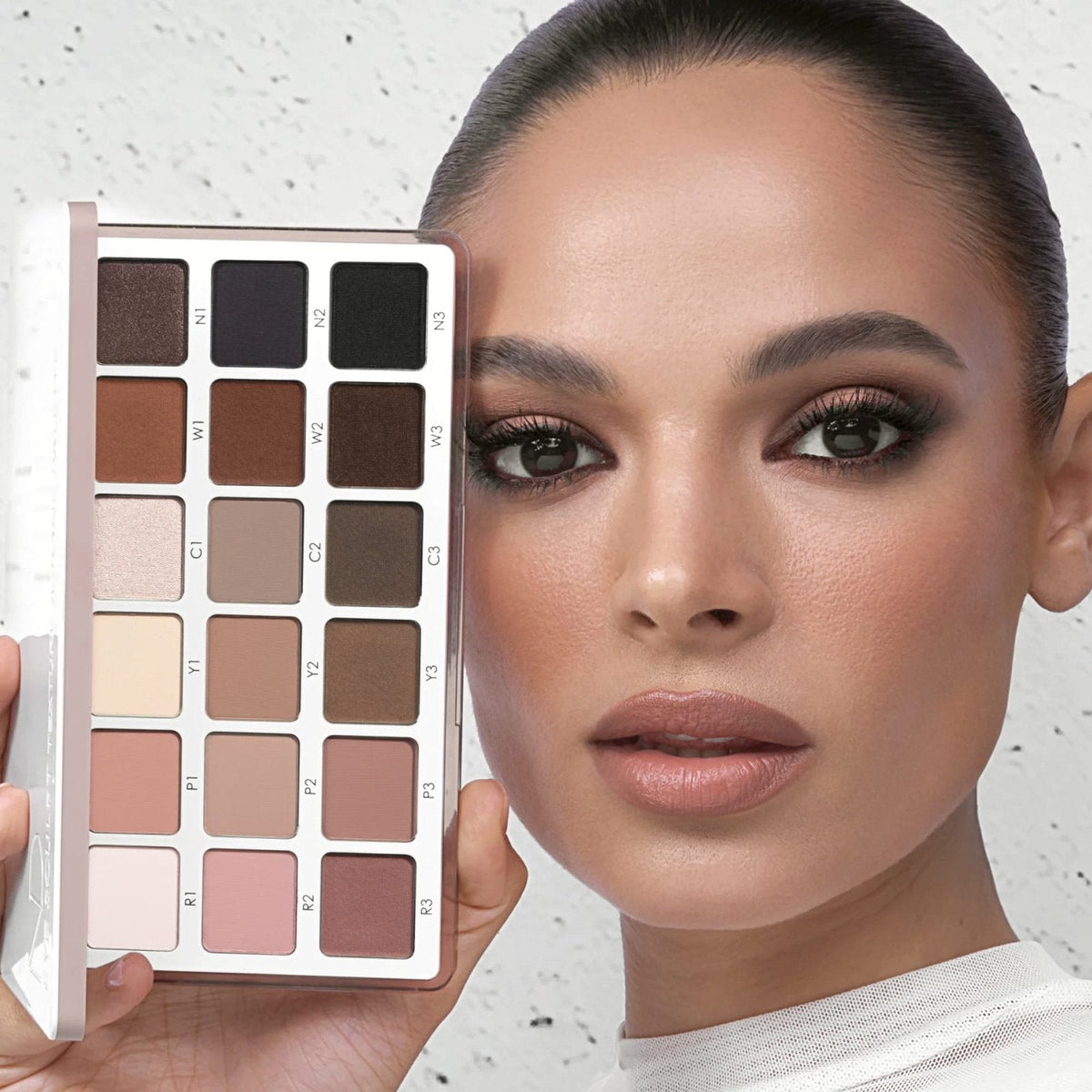 NATASHA DENONA EYE SCULPT TEXTURE & TONE PALETTE - SOFT - 19G