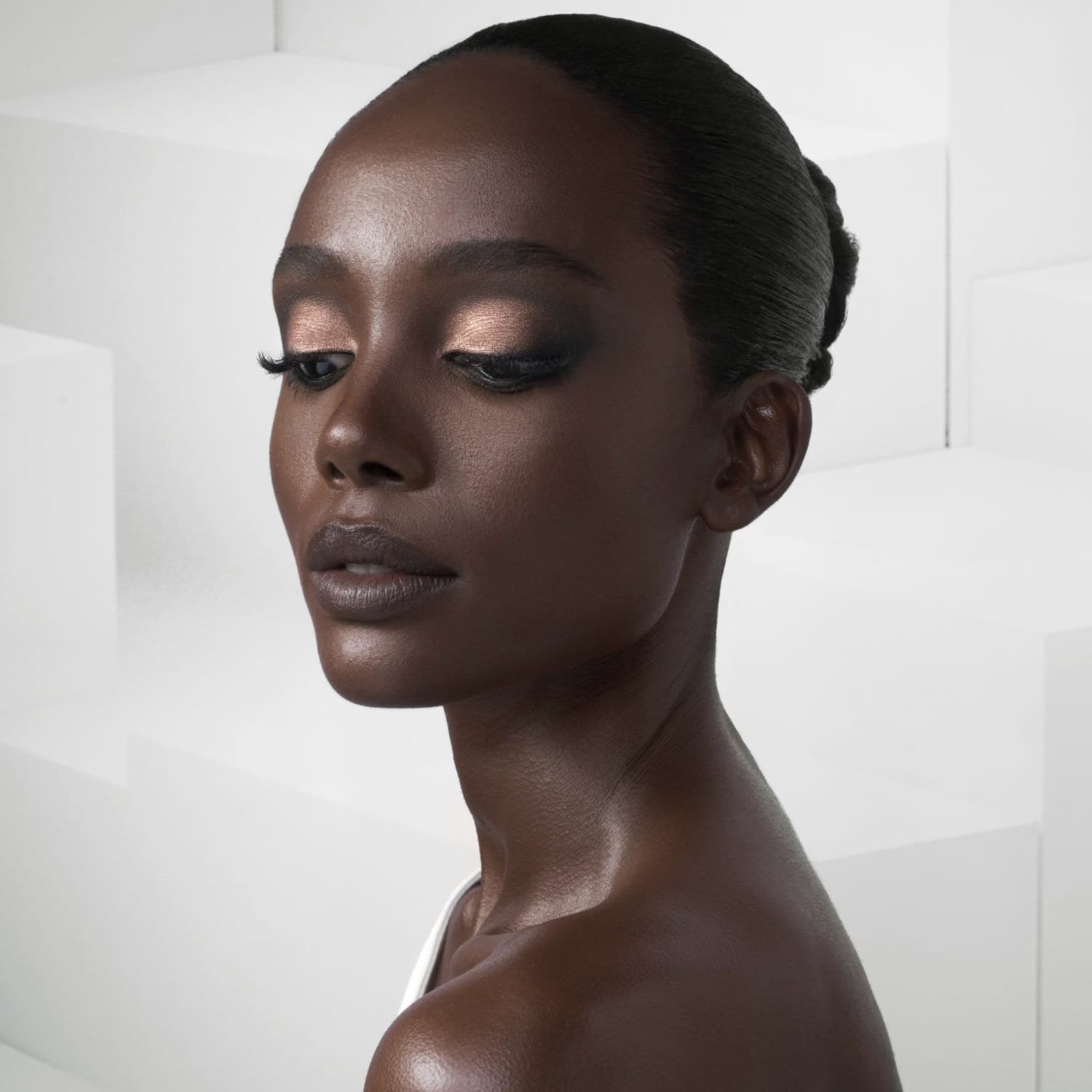 NATASHA DENONA EYE SCULPT TEXTURE & TONE PALETTE - DRAMATIC