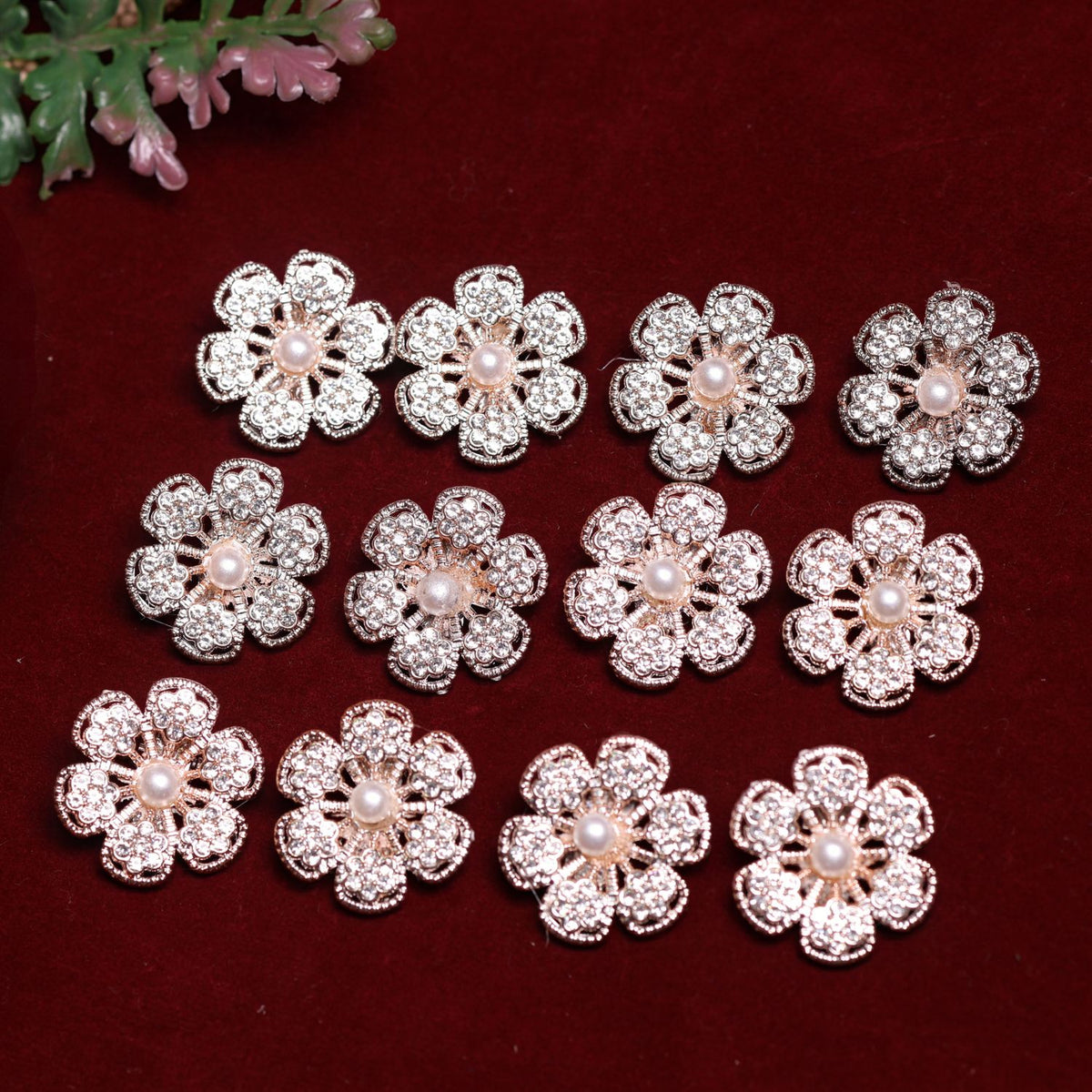 12PCS SHINE FLOWER WITH CLIP