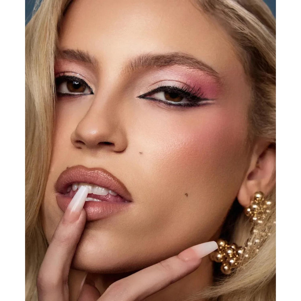 BEAUTY BAY 42 COLOUR BRIGHT PALETTE (SHIMMER)