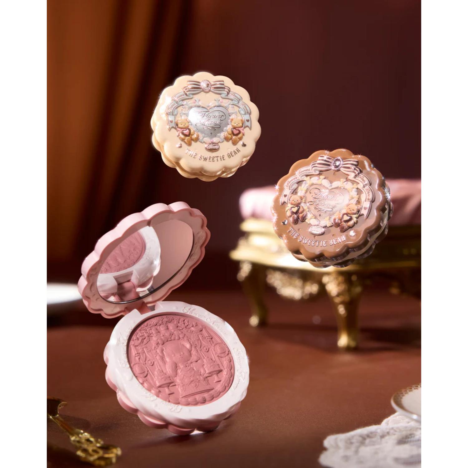 FLOWER KNOWS THE SWEETE BEAR COLLECTION SILK SATIN BLUSH 5GMS