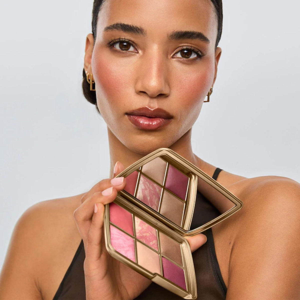 HOURGLASS AMBIENT LIGHTING EDIT UNLOCKED PALETTE-LOVE