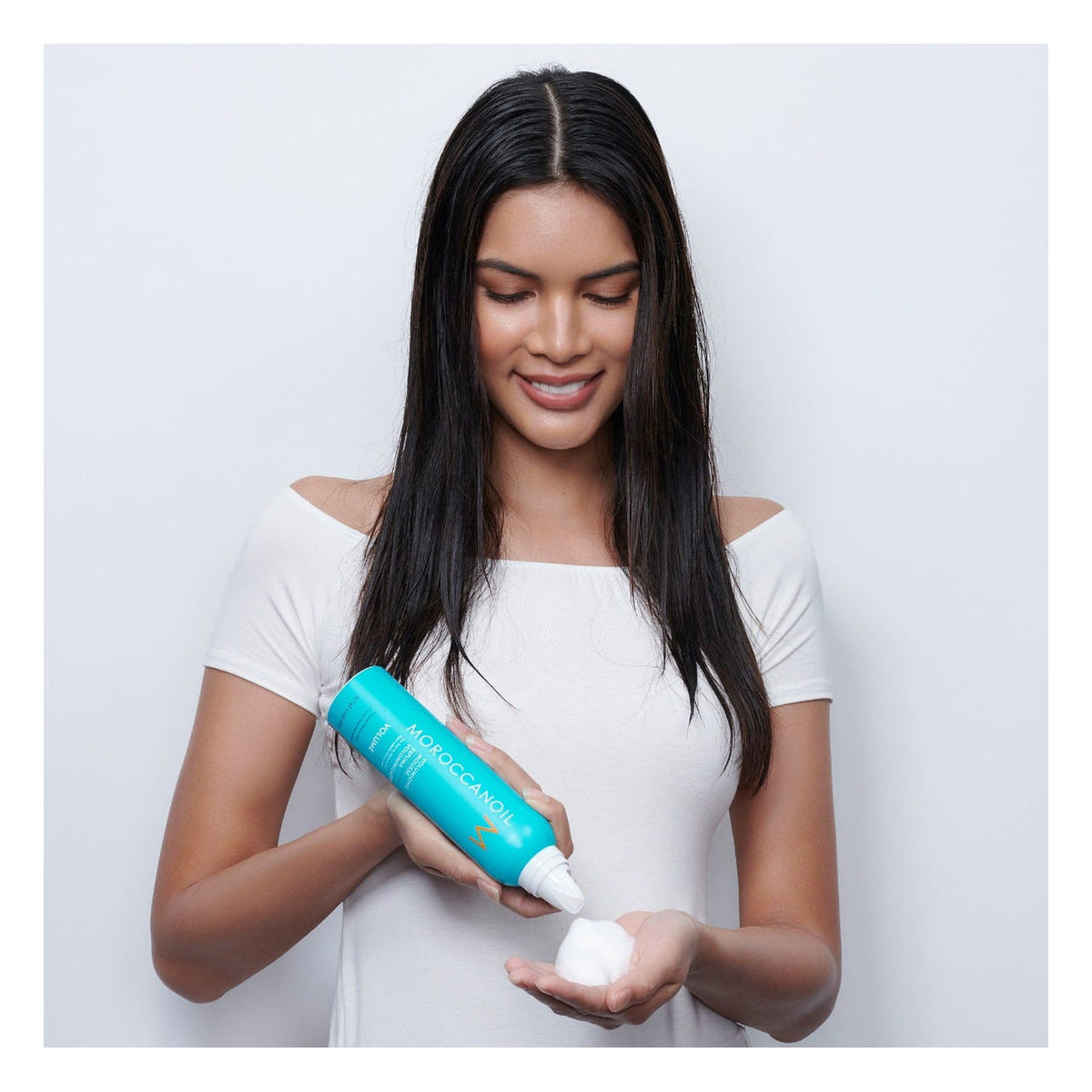 MOROCCANOIL HAIR VOLUMIZING MOUSSE 250ML
