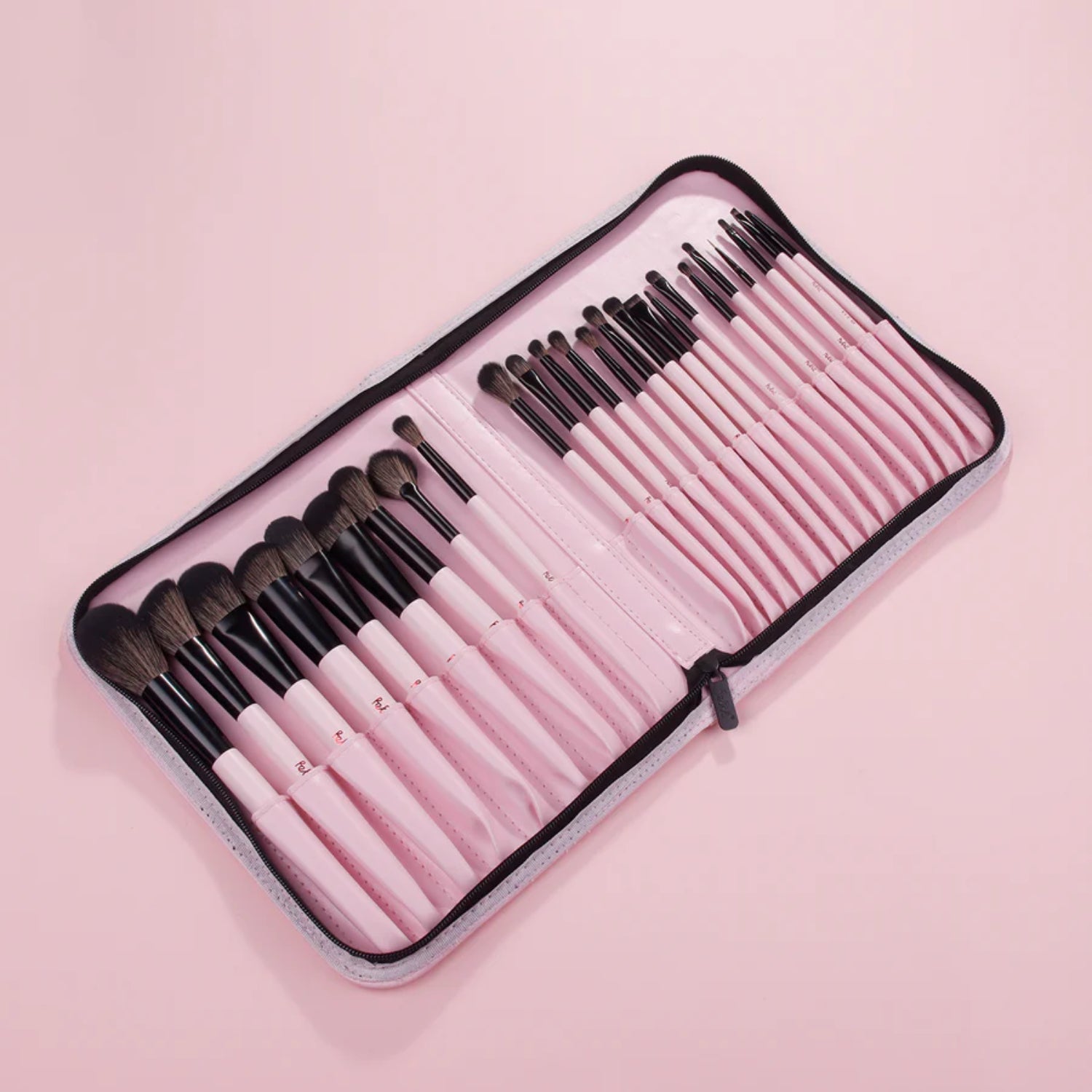 Felic21 essentially you - on the go 25 pcs brush set